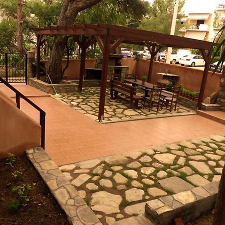 Inanthi Apartment Potos Exterior photo